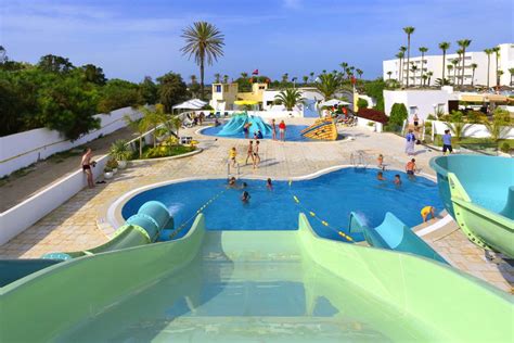 Hotel Tropicana Club & Spa .